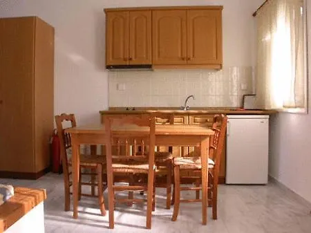 Studios Akrogiali Kyparissia Exterior photo