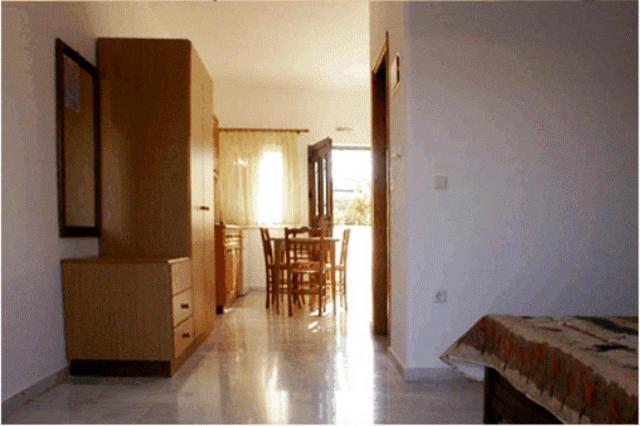 Apartment Akrogiali